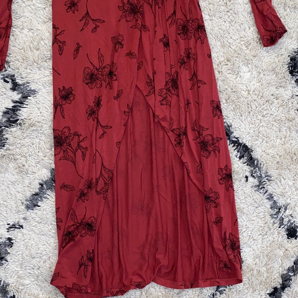 Forever 21 Red Floral Long Sleeve Dress